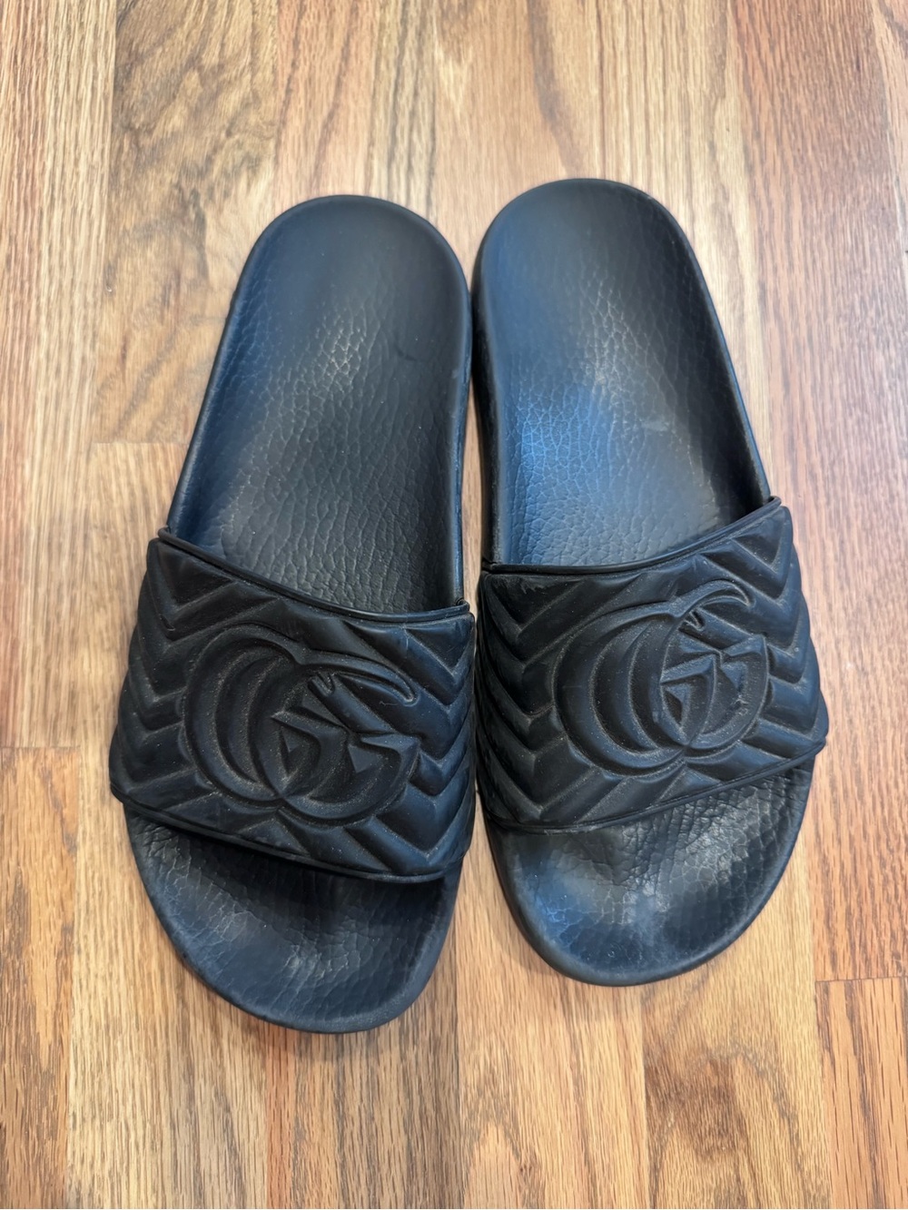 Gucci Black Quilted Logo Slide Sandals